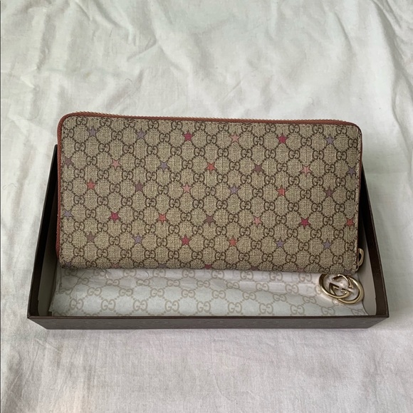 NWT Authentic Gucci Limited Star ⭐️ prints Wallet - Picture 2 of 8
